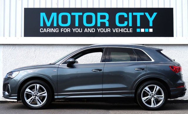 View our AUDI Q3