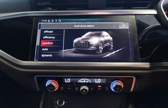 View our AUDI Q3