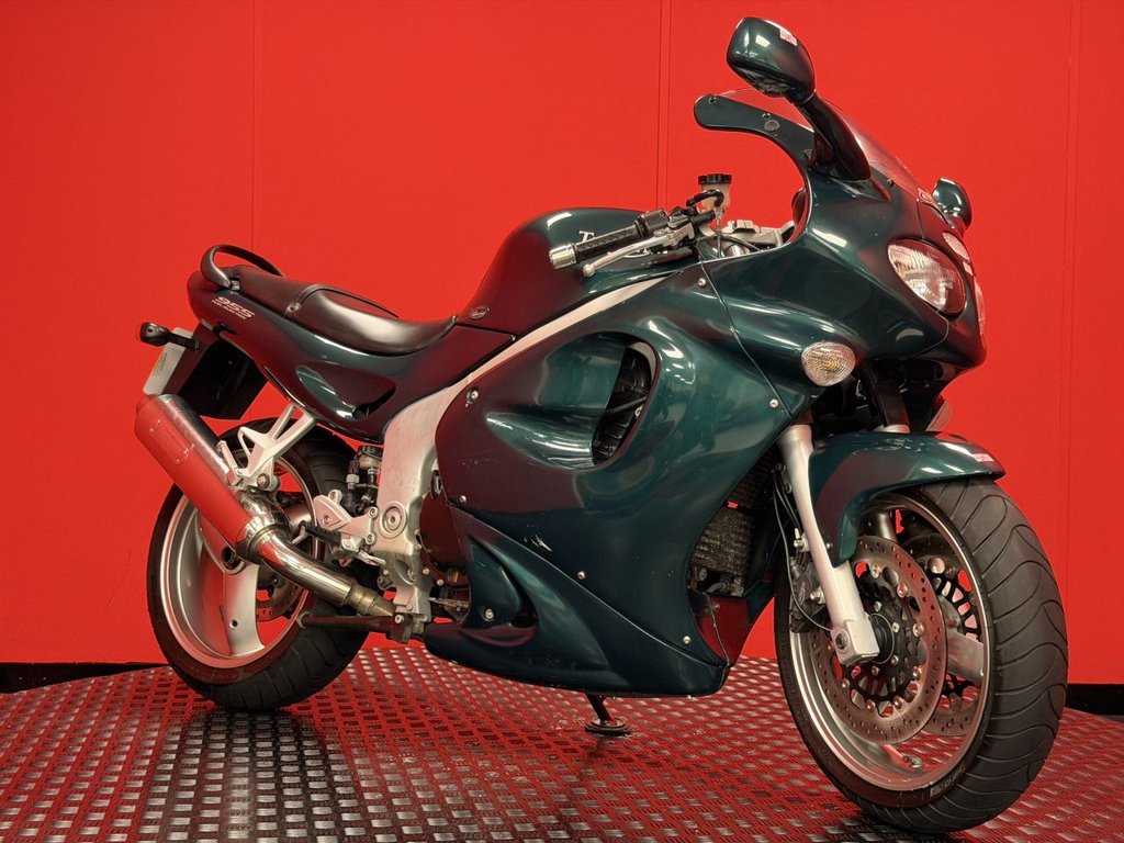USED 2001 Y TRIUMPH SPRINT ST 955 TRADE BIKES AT TRADE PRICES 