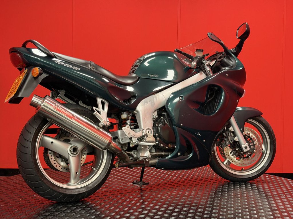 USED 2001 Y TRIUMPH SPRINT ST 955 TRADE BIKES AT TRADE PRICES 