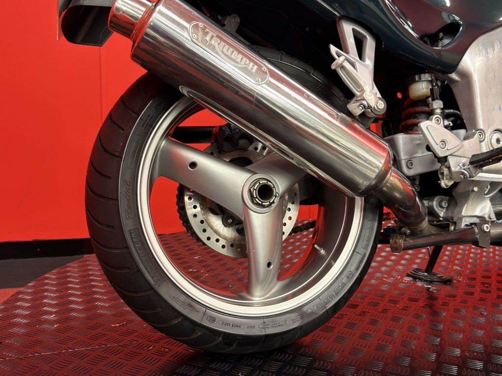 USED 2001 Y TRIUMPH SPRINT ST 955 TRADE BIKES AT TRADE PRICES 
