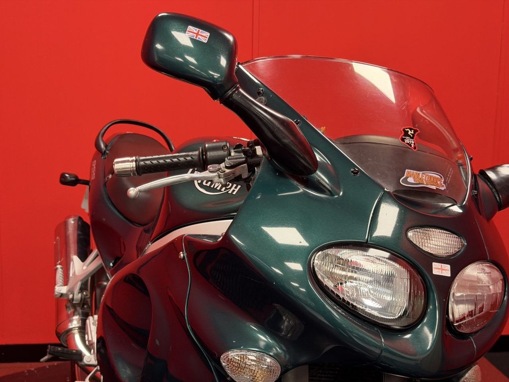 USED 2001 Y TRIUMPH SPRINT ST 955 TRADE BIKES AT TRADE PRICES 