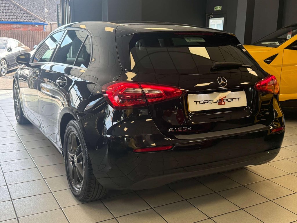 USED 2019 19 MERCEDES-BENZ A-CLASS 1.5 A 180 D SE Executive Auto 5dr SH + REVERSE CAMERA
