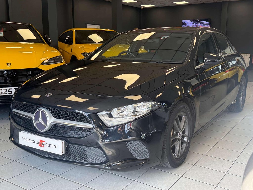 USED 2019 19 MERCEDES-BENZ A-CLASS 1.5 A 180 D SE Executive Auto 5dr SH + REVERSE CAMERA