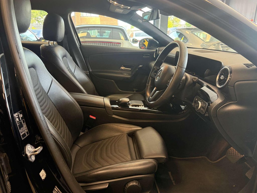 USED 2019 19 MERCEDES-BENZ A-CLASS 1.5 A 180 D SE Executive Auto 5dr SH + REVERSE CAMERA