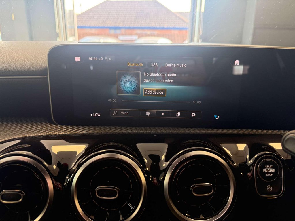 USED 2019 19 MERCEDES-BENZ A-CLASS 1.5 A 180 D SE Executive Auto 5dr SH + REVERSE CAMERA