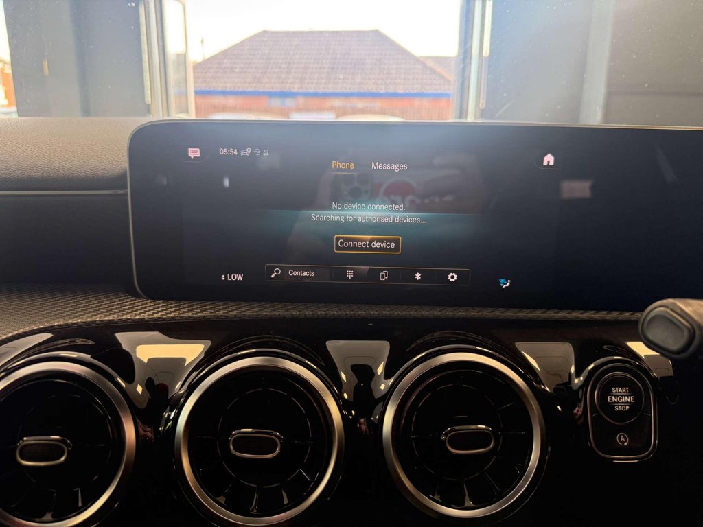 USED 2019 19 MERCEDES-BENZ A-CLASS 1.5 A 180 D SE Executive Auto 5dr SH + REVERSE CAMERA
