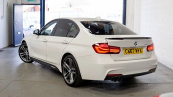 View our BMW 3 SERIES