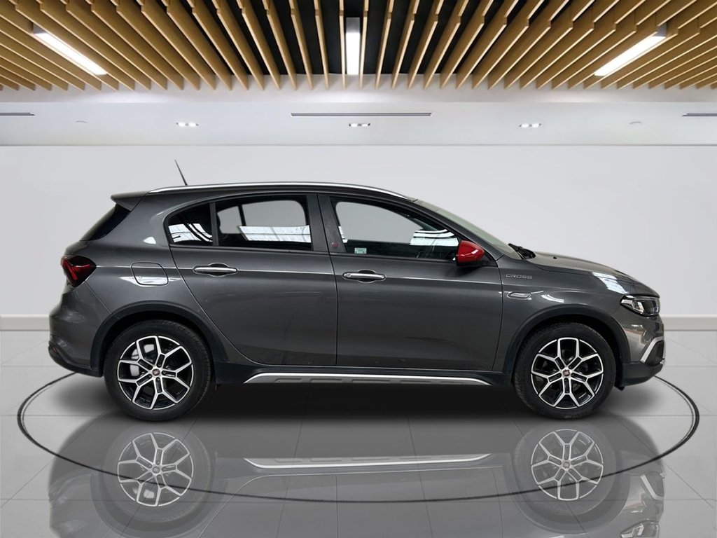 2022 Fiat Tipo — image 5