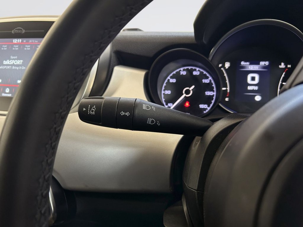 2022 Fiat 500X — image 12