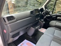 USED 2022 22 RENAULT MASTER 2.3 dCi 35 Business Panel Van 4dr Diesel Manual FWD MWB Medium Roof Euro 6 (135 ps) A/C, SAT NAV, REAR CAM, FSH, 1 OWNER