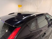 USED 2016 16 VOLVO V40 CROSS COUNTRY 2.0 D2 Pro Hatchback 5dr Diesel Manual Euro 6 (s/s) (120 ps) 9 SERVICES-&pound;20 TAX-SAT NAV-DAB-LEATHER-PARKING SENSORS-BLUETOOTH