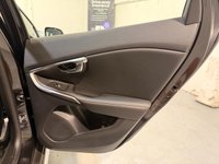 USED 2016 16 VOLVO V40 CROSS COUNTRY 2.0 D2 Pro Hatchback 5dr Diesel Manual Euro 6 (s/s) (120 ps) 9 SERVICES-&pound;20 TAX-SAT NAV-DAB-LEATHER-PARKING SENSORS-BLUETOOTH