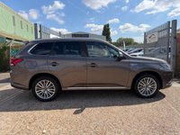 USED 2019 19 MITSUBISHI OUTLANDER 2.4h TwinMotor 13.8kWh 4h SUV 5dr Petrol Plug-in Hybrid CVT 4WD Euro 6 (s/s) (209 ps) FULL SERVICE HISTORY