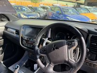 USED 2019 19 MITSUBISHI OUTLANDER 2.4h TwinMotor 13.8kWh 4h SUV 5dr Petrol Plug-in Hybrid CVT 4WD Euro 6 (s/s) (209 ps) FULL SERVICE HISTORY