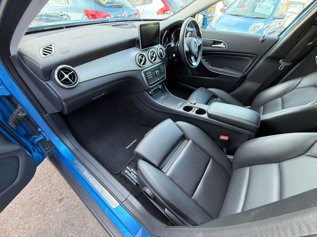 USED 2016 16 MERCEDES-BENZ GLA 2.0 GLA250 Sport (Executive) SUV 5dr Petrol 7G-DCT 4MATIC Euro 6 (s/s) (211 ps) AUTO+FULL HISTORY+PHONE+CRUIS