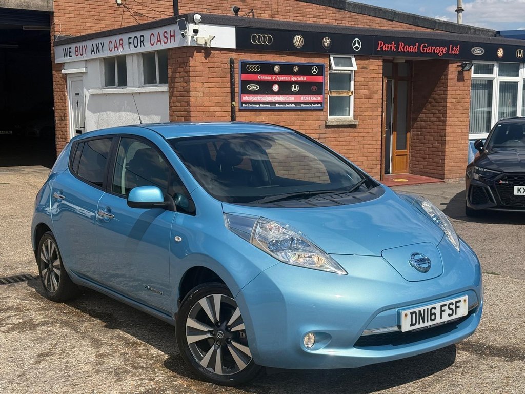 2016 NISSAN LEAF