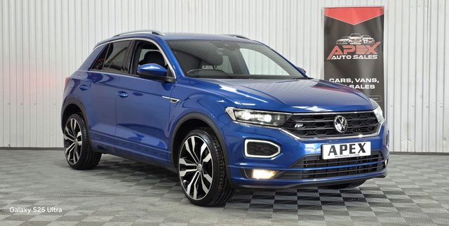 View our Volkswagen T-Roc 2.0 TDI EVO R-Line SUV 5dr Diesel DSG Euro 6 (s/s) (150 ps)