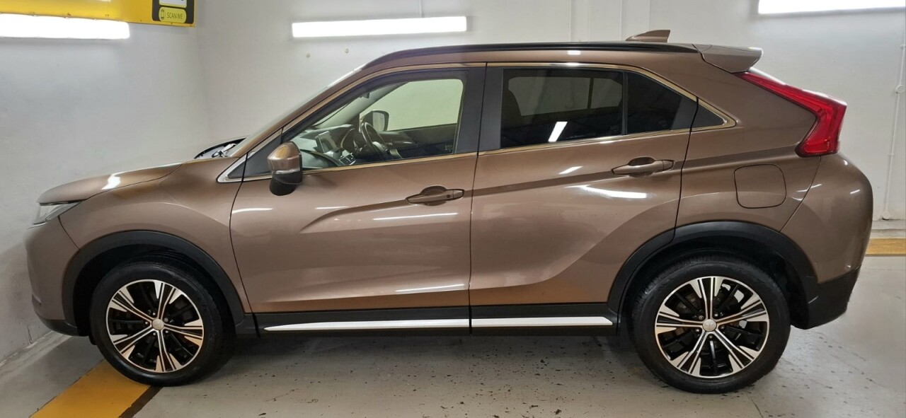 2017 MITSUBISHI ECLIPSE CROSS 1.5T 3 SUV 5dr Petrol Manual Euro 6 (s/s) (163 ps) - vehicle photo 9 for sale on PureCar