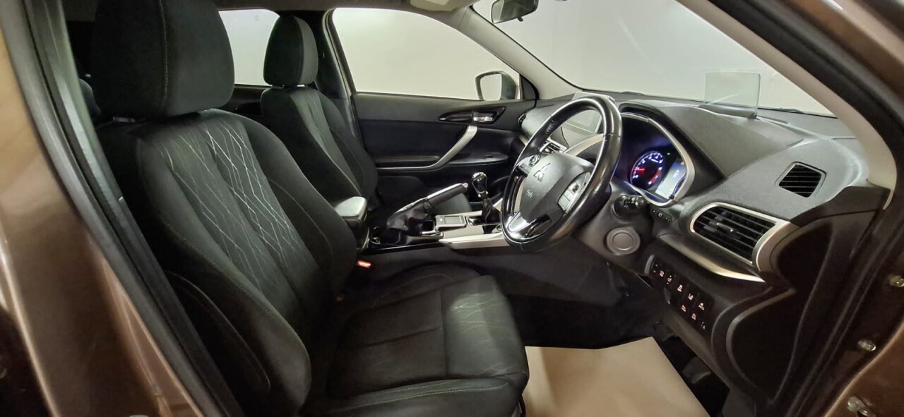 2017 MITSUBISHI ECLIPSE CROSS 1.5T 3 SUV 5dr Petrol Manual Euro 6 (s/s) (163 ps) - vehicle photo 36 for sale on PureCar