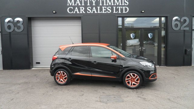 View our RENAULT CAPTUR