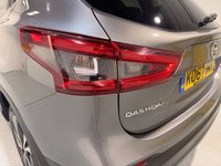 USED 2018 67 NISSAN QASHQAI 1.5 dCi N-Connecta SUV 5dr Diesel Manual Euro 6 (s/s) (110 ps) Sat Nav-Air conditioning-Panoramic roof-DAB-Rear camera-Cruise-Privacy-18