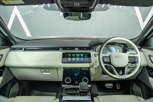 View our LAND ROVER RANGE ROVER VELAR