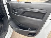 USED 2023 73 VAUXHALL VIVARO 1.5 Turbo D 2900 Prime L2 H1 Euro 6 (s/s) 6dr Apple carPlay,ply lined