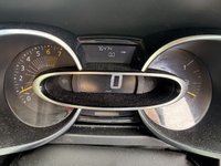 USED 2015 65 RENAULT CLIO 1.2 16V Dynamique Nav Hatchback 5dr Petrol Manual Euro 6 (75 ps) **** IDEAL FIRST CAR ****