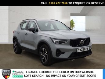 2023 VOLVO XC40