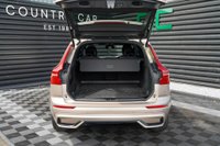 USED 2023 23 VOLVO XC60 2.0 B5 MHEV Plus Auto AWD Euro 6 (s/s) 5dr Full Volvo Service His/1 Owner