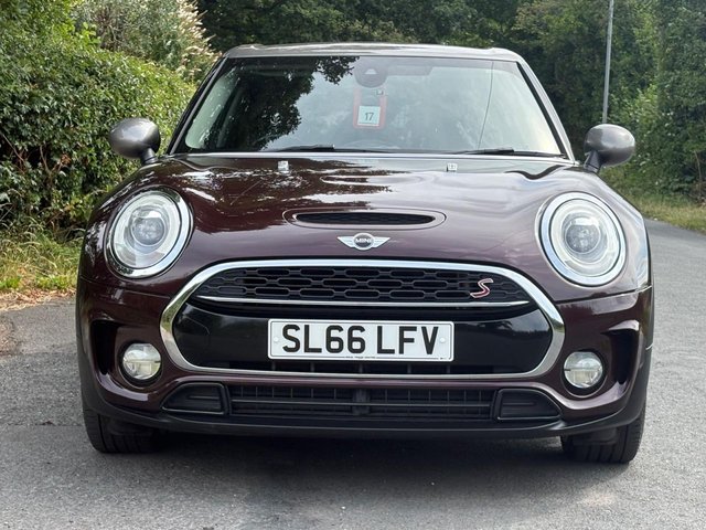 View our MINI CLUBMAN