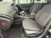 USED 2014 14 FORD FOCUS 1.6 Titanium Navigator Hatchback 5dr Petrol Powershift Euro 5 (125 ps) AUTOMATC only 33,000 miles 12 service stamps