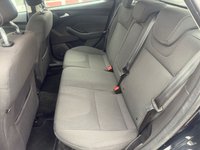 USED 2014 14 FORD FOCUS 1.6 Titanium Navigator Hatchback 5dr Petrol Powershift Euro 5 (125 ps) AUTOMATC only 33,000 miles 12 service stamps