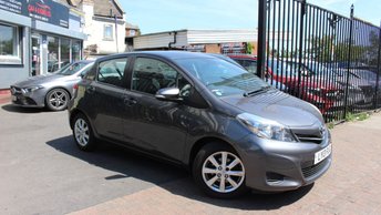 2013 TOYOTA YARIS