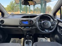 USED 2019 19 TOYOTA YARIS 1.5 VVT-h Icon Tech Hatchback 5dr Petrol Hybrid E-CVT Euro 6 (s/s) (100 ps) 