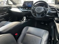 USED 2019 19 TOYOTA C-HR 1.8 VVT-h Dynamic SUV 5dr Petrol Hybrid CVT Euro 6 (s/s) (122 ps) Only 2 Owners from Brand New