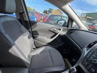 USED 2010 60 VAUXHALL ASTRA 1.6 16v SE Hatchback 5dr Petrol Manual Euro 5 (115 ps) ABS AND AIR CON