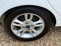 USED 2017 17 FORD FIESTA 1.25 Zetec Hatchback 5dr Petrol Manual Euro 6 (82 ps) **FULL SERVICE HISTORY* SAT NAV