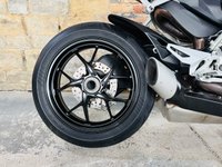 USED 2022 72 DUCATI Streetfighter V2 955 Service History