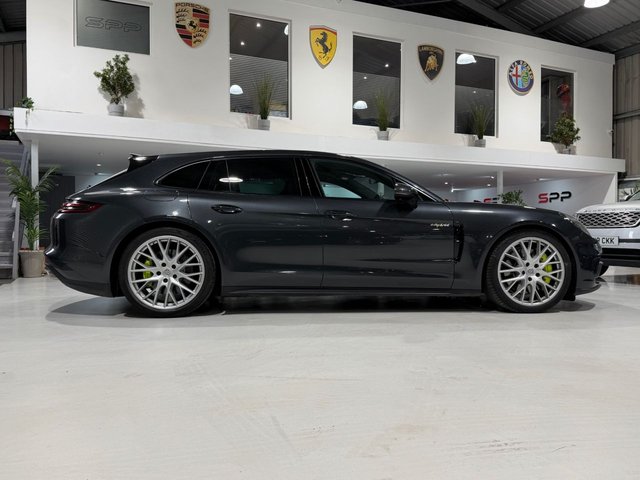 View our PORSCHE PANAMERA