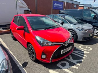 2017 TOYOTA YARIS 1.33 Dual VVT-i Design Hatchback 5dr Petrol Manual Euro 6 (99 ps) &pound;7995.00
