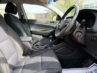 USED 2017 67 HYUNDAI TUCSON 1.6 Tucson SE Nav Blue Drive 2WD GDi 5dr Full Service History Sat Nav
