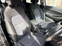USED 2017 67 HYUNDAI TUCSON 1.6 Tucson SE Nav Blue Drive 2WD GDi 5dr Full Service History Sat Nav