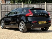 USED 2016 16 VOLVO V40 1.5 V40 Inscription T2 Auto 5dr Long MOT Sat Nav Parking Senso