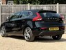 USED 2016 16 VOLVO V40 1.5 V40 Inscription T2 Auto 5dr Long MOT Sat Nav Parking Senso