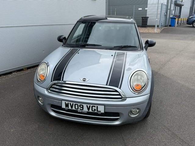 View our MINI CLUBMAN