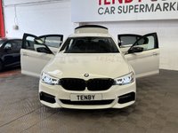 USED 2017 17 BMW 5 SERIES 3.0 530d M Sport Saloon 4dr Diesel Auto Euro 6 (s/s) (265 ps) 19"ALLOYS+AMB LIGHT+FHTD SEATS