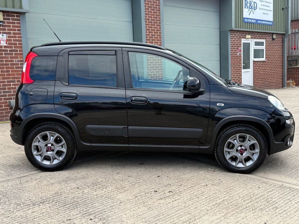 USED 2013 63 FIAT PANDA 0.9 TwinAir 4x4 Hatchback 5dr Petrol Manual Euro 5 (s/s) (85 bhp) LOVELY CAR ,GREAT HISTORY