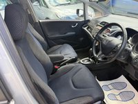 USED 2015 15 HONDA JAZZ 1.4 i-VTEC ES Plus Hatchback 5dr Petrol CVT Euro 5 (99 ps) **FULL SERVICE HISTORY*